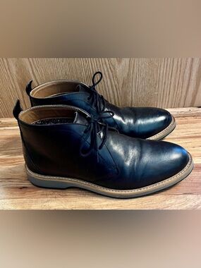 Thomas & Vine Booker Size 8 men’s black leather lace up ankle boot Chukka EUC